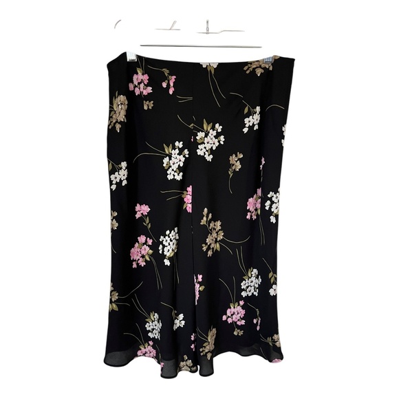 Floral, 100% Silk Midi Skirt 8P Loft - Picture 2 of 4